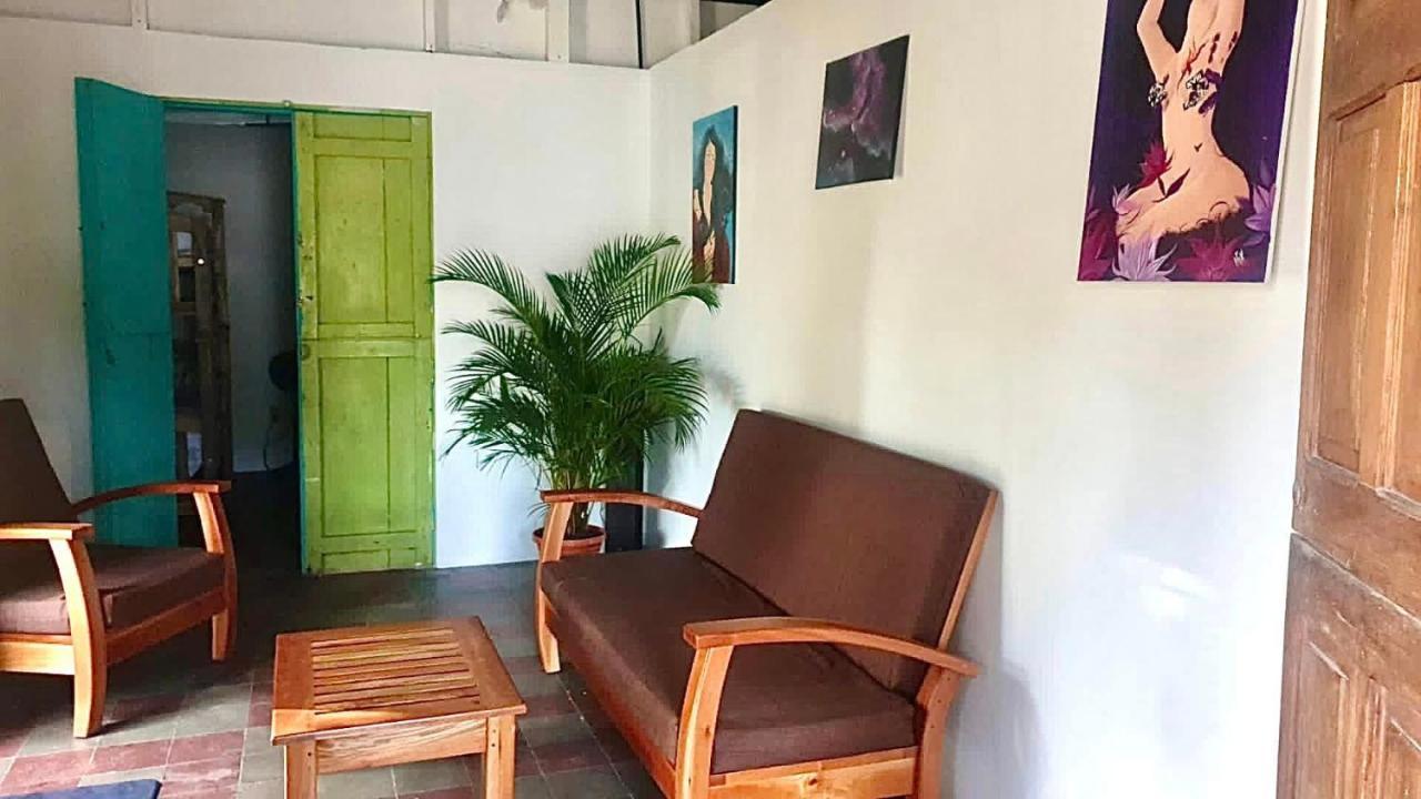 Mango Cafe And Hostel ซานฮวนเดลซูร์ ภายนอก รูปภาพ