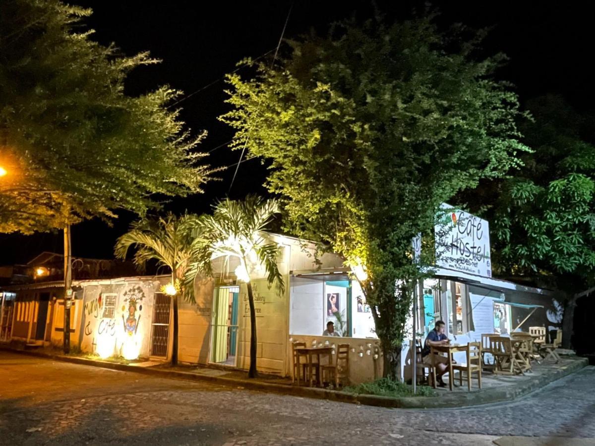 Mango Cafe And Hostel ซานฮวนเดลซูร์ ภายนอก รูปภาพ